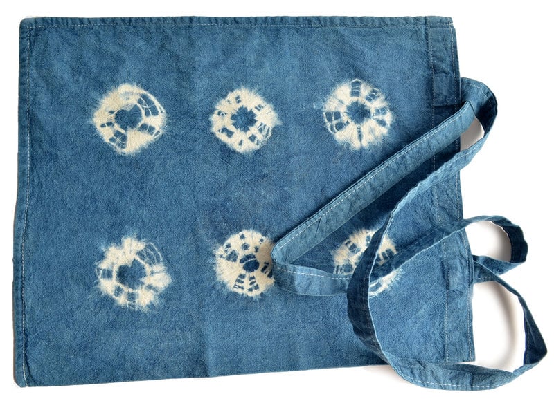 Bolso o tote bag teñido con índigo natural - Circulitos azules
