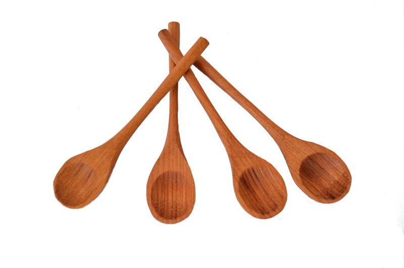 Set de 4 cucharitas rústicas en madera de raulí