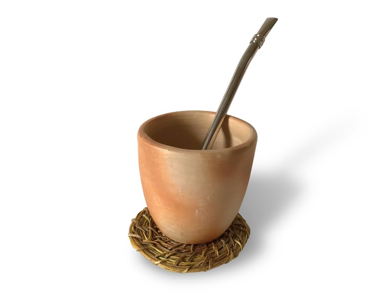 Mate en cerámica con posavaso en fibra vegetal