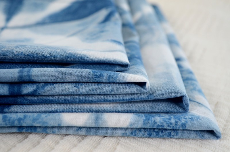 Set de 4 servilletas grandes algodón teñido a mano con índigo 100% natural