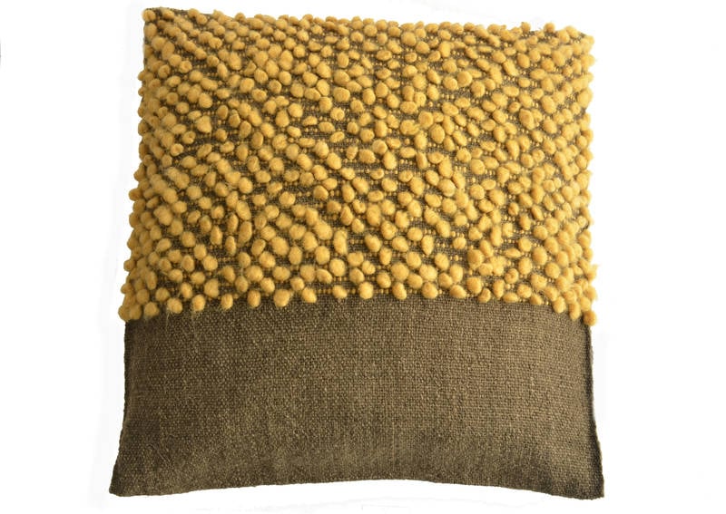 Funda de cojín tejido a telar en alpaca natural - Verde y amarillo