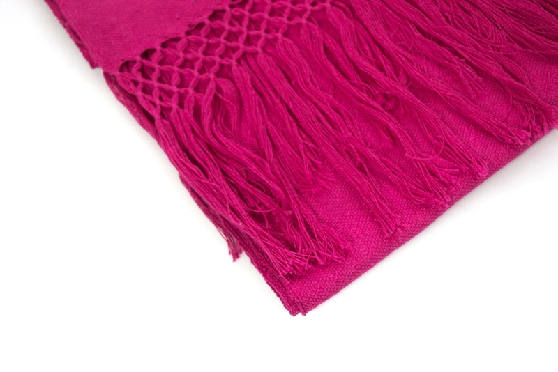 Sendero o camino de mesa tejido a telar en algodón
