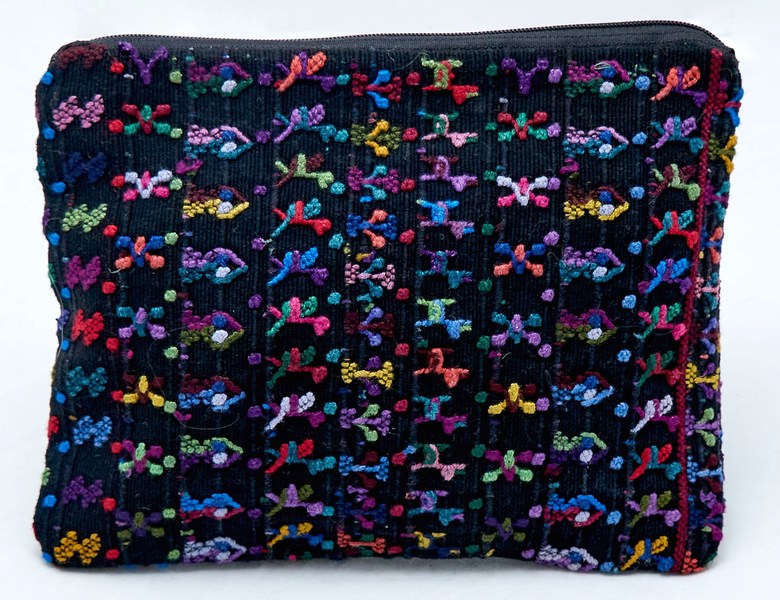 Clutch o sobre grande en textil guatemalteco 