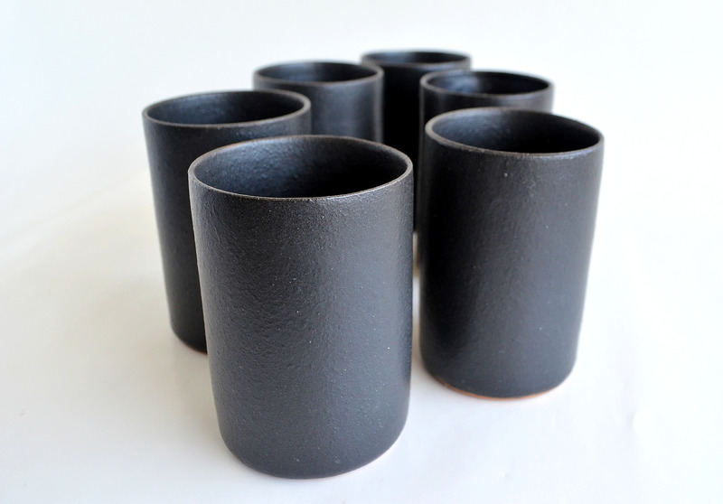 Juego de 6 vasos negros en cerámica gres