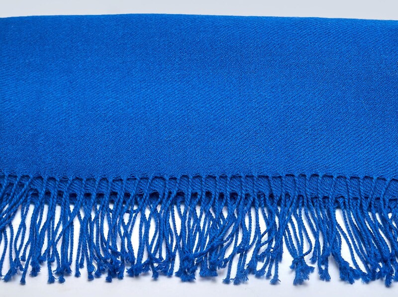 Fino echarpe en baby alpaca 100% natural color azulino