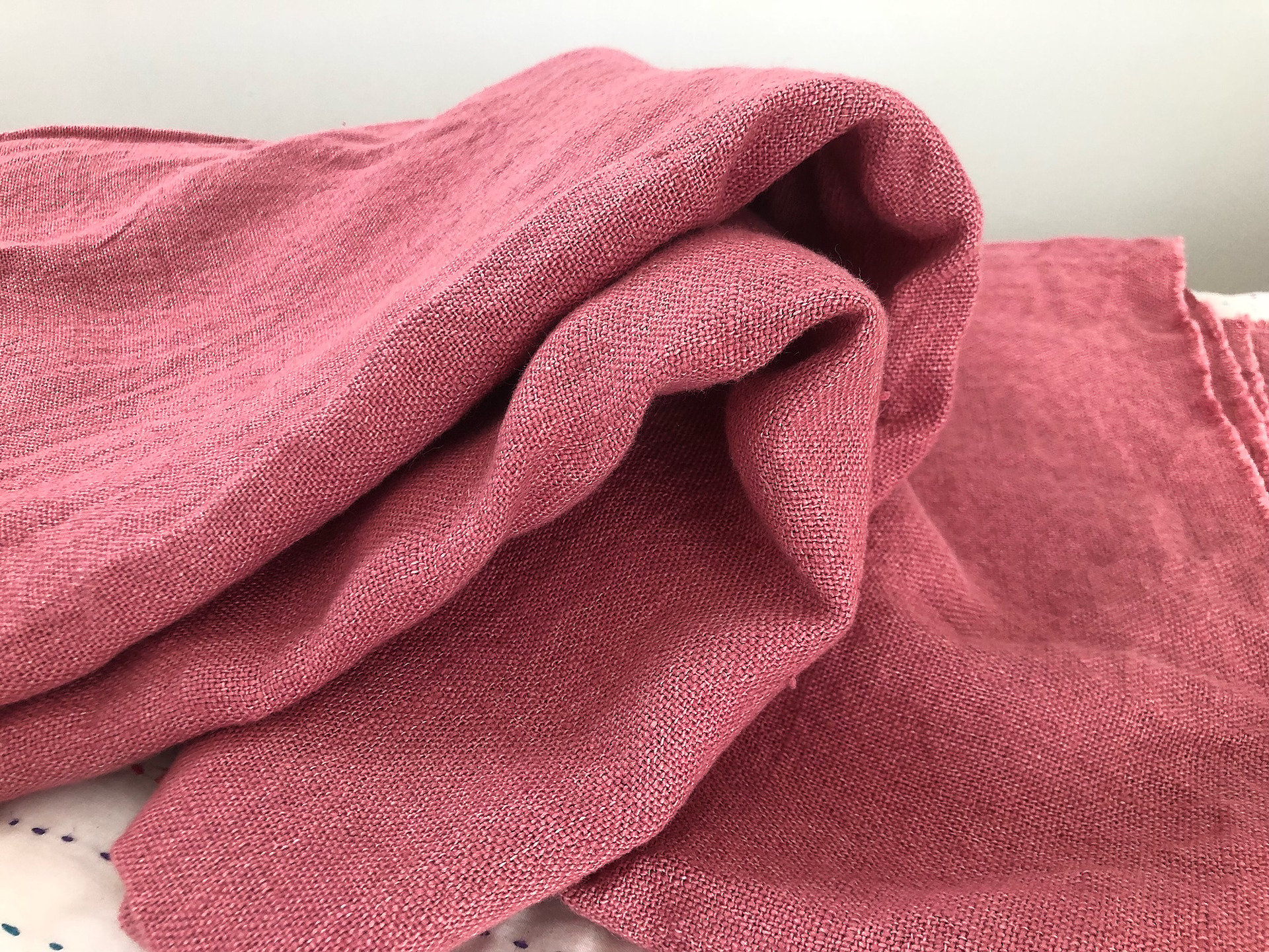 Manta rosa malva acrílico 125x150 SOLID