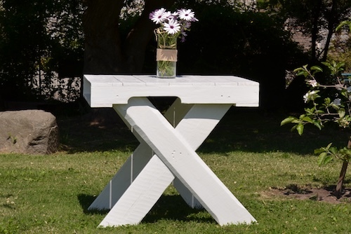 Mesa modelo Modesto