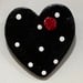 Corazones de cerámica - corazon de ceramica para colgar negro con puntos blancos y rosa roja.JPG