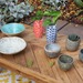Plato de cerámica de gres para centro de mesa - piezas hechas a mano unicas carola lepe.jpg