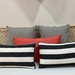 Set de 5 cojines decorativos en tela de exterior de calidad alta - set de cojines decorativos en tela de exterior de calidad alta tonos gris, rojo y rayado blanco negro.JPG