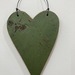 Corazones de madera - adorno para la pared corazon de madera reciclada decoracion verde alargado chico.JPG