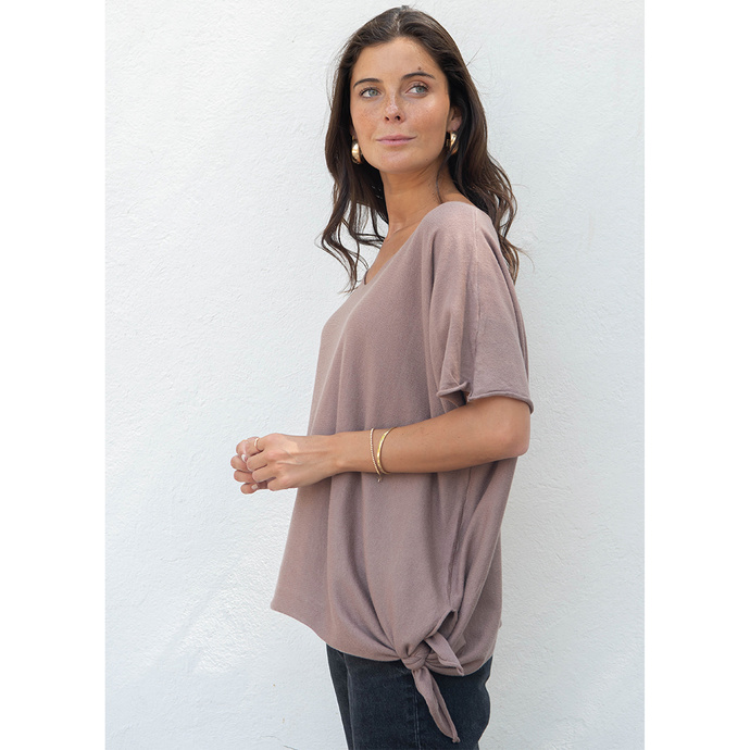 Polera Debra - aym16881-1703-debra-camel-2-elegida.jpg