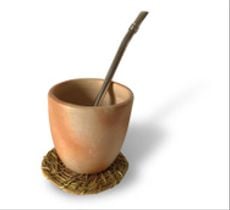 Mate en cerámica con posavaso en fibra vegetal