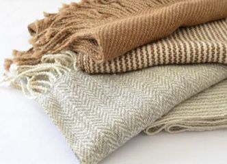 Echarpes, bufandas, joyas y todos nuestros accesorios con descuento hasta el miércoles 30