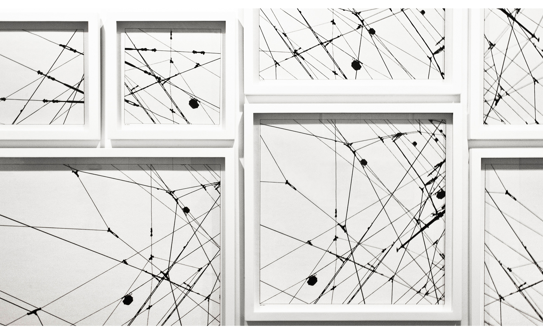 0 Lines series / Detail of