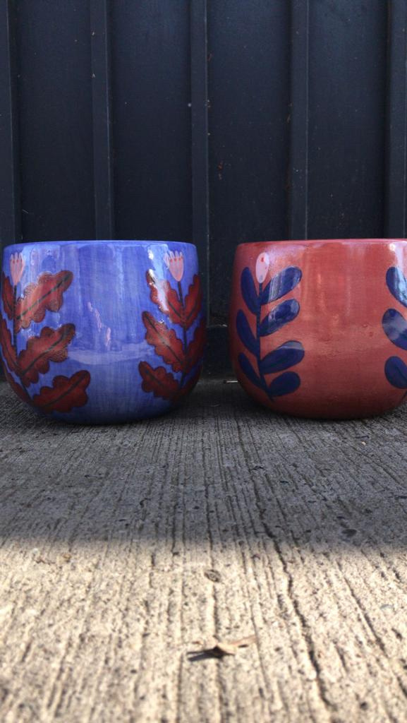 Portamaceteros de cerámica pintados a mano