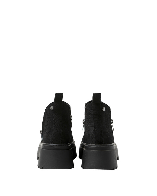 230520 Negro