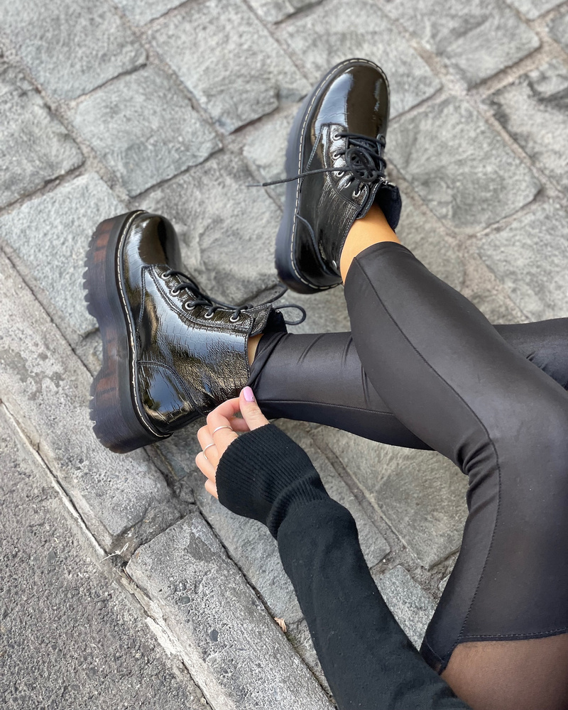 220646 Negro