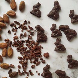 Caja Conejitos de Chocolate 70% Cacao